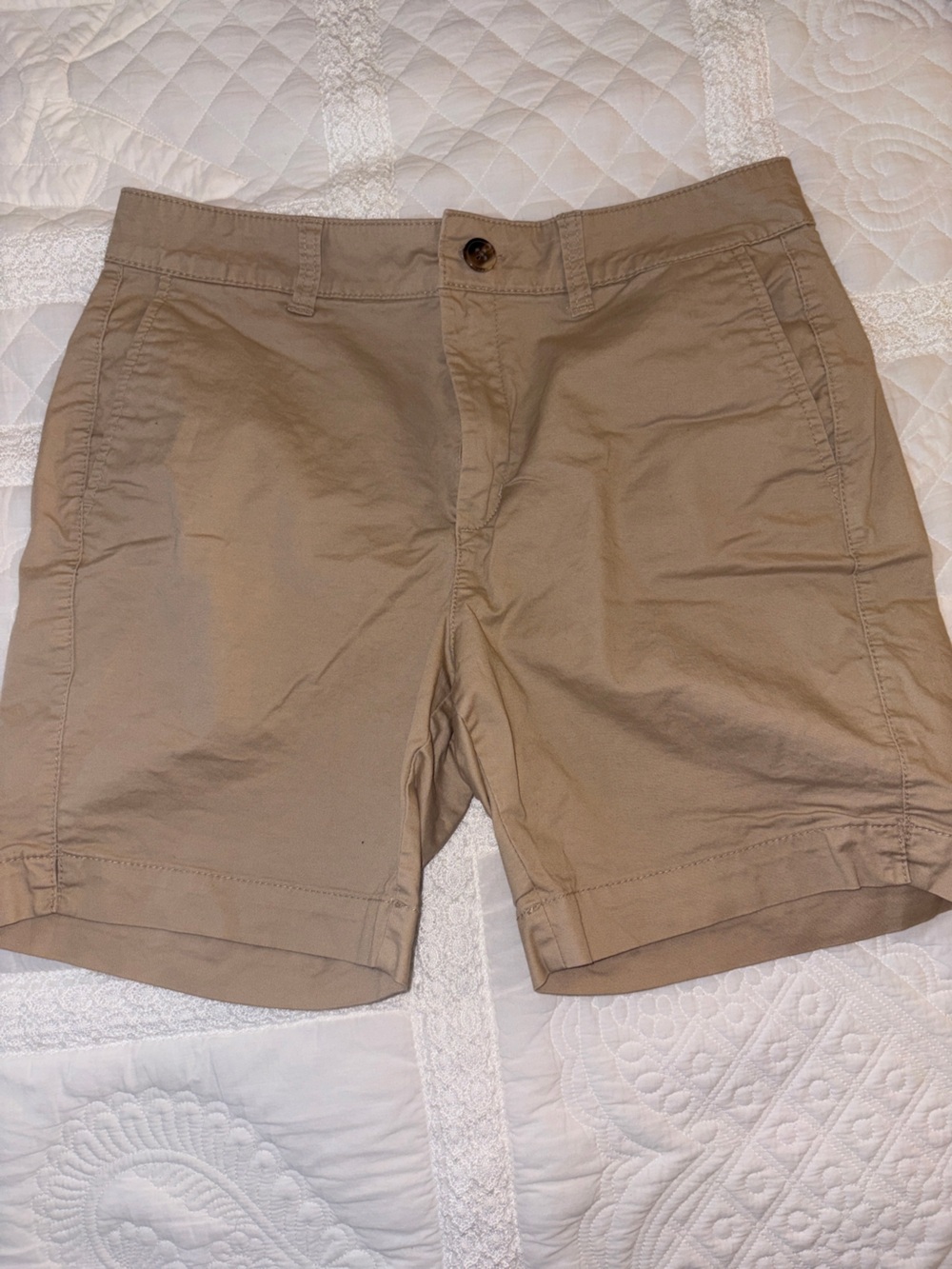 Old Navy Women’s Tan Chino Shorts High Rise Everyday